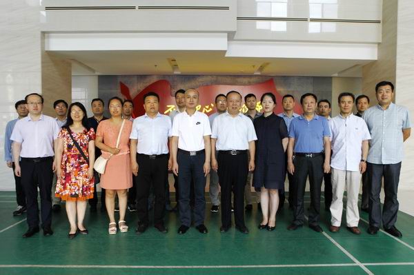生动深刻的党性教育 触动灵魂的精神洗礼(图1)